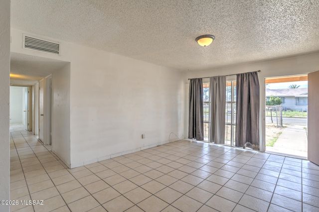 1981 E Fayette Vista, Tucson, AZ 85713