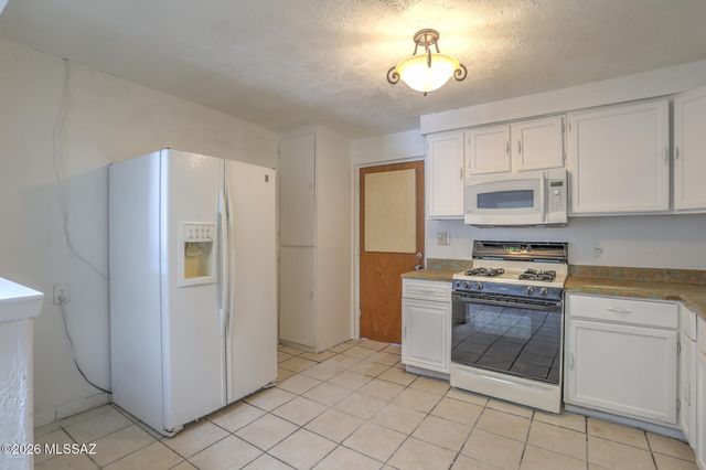 1981 E Fayette Vista, Tucson, AZ 85713