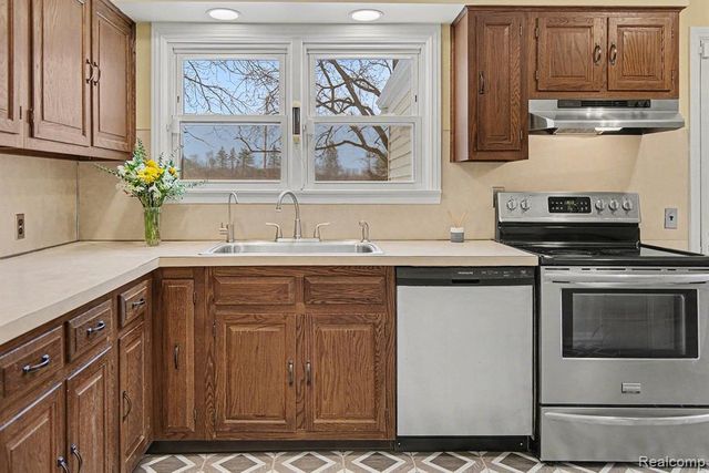 3770 Ann Arbor Saline Road, Ann Arbor, MI 48103