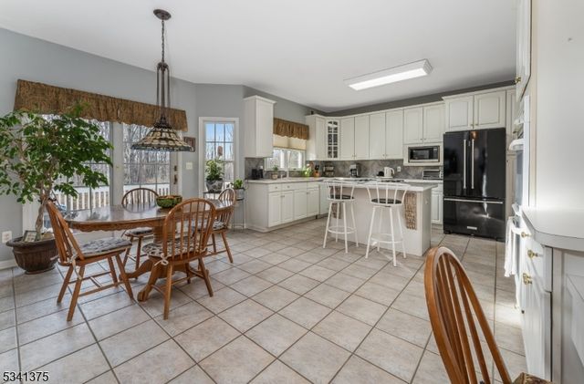 10 KELSEY FARM ROAD, Alexandria Twp., NJ 08848