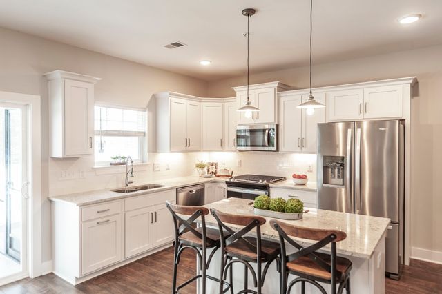 1144 Lock 4 Rd Unit A2, Gallatin, TN 37066