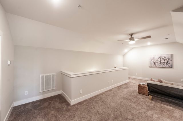 1144 Lock 4 Rd Unit A2, Gallatin, TN 37066