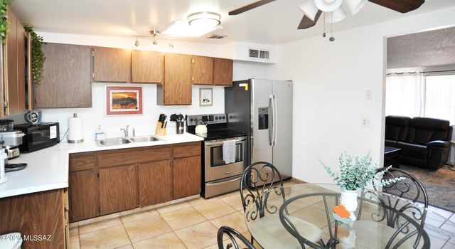 3663 E 33rd Street, Tucson, AZ 85713