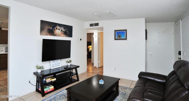 3663 E 33rd Street, Tucson, AZ 85713