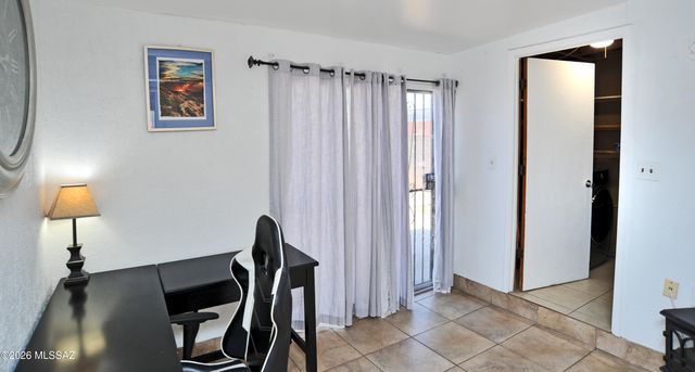 3663 E 33rd Street, Tucson, AZ 85713