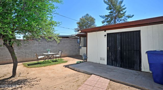 3663 E 33rd Street, Tucson, AZ 85713