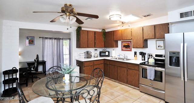 3663 E 33rd Street, Tucson, AZ 85713