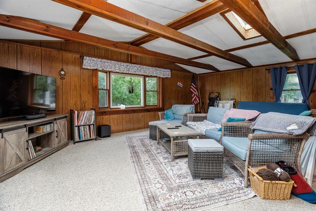 53 River Ledge Drive, Goffstown, NH 03045