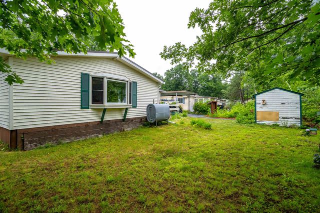 53 River Ledge Drive, Goffstown, NH 03045