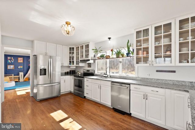 8089 MOORMONT RD, Rapidan, VA 22733