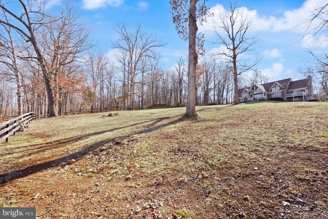 8089 MOORMONT RD, Rapidan, VA 22733