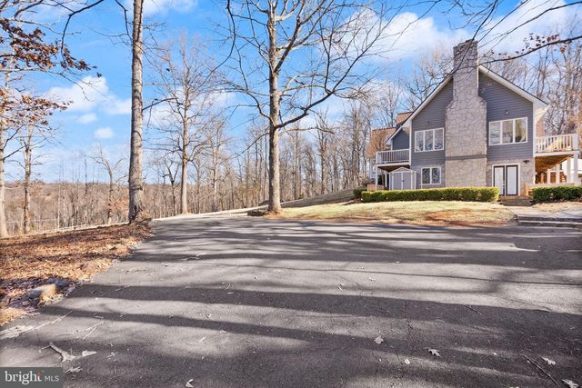 8089 MOORMONT RD, Rapidan, VA 22733