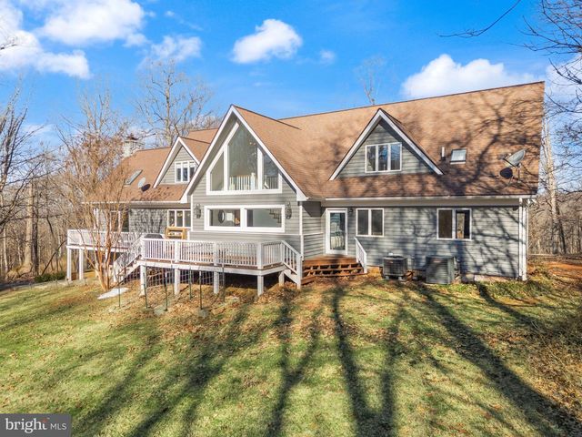 8089 MOORMONT RD, Rapidan, VA 22733