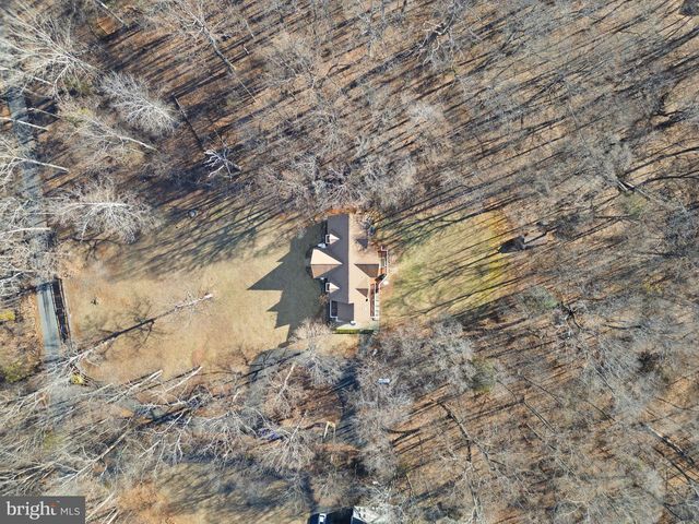 8089 MOORMONT RD, Rapidan, VA 22733