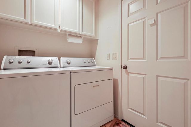 229 Green Mountain Drive, Palm Desert, CA 92211