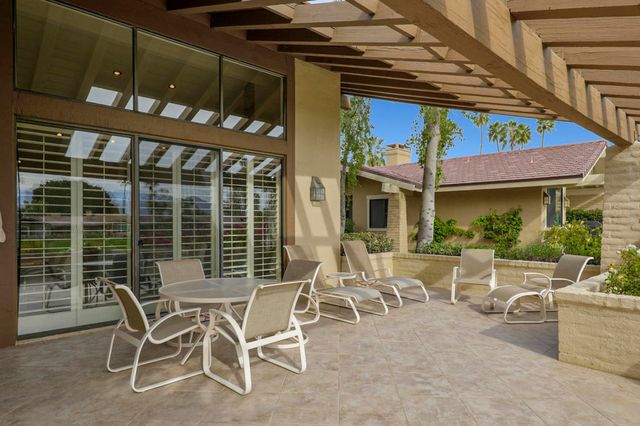 229 Green Mountain Drive, Palm Desert, CA 92211