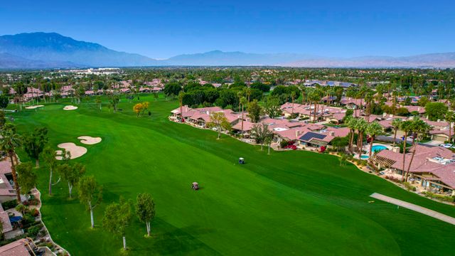 229 Green Mountain Drive, Palm Desert, CA 92211