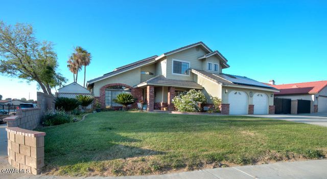 5057 W Avenue L3, Quartz Hill, CA 93536