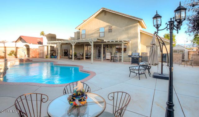 5057 W Avenue L3, Quartz Hill, CA 93536