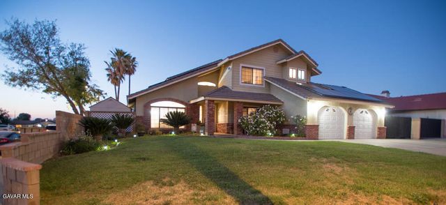 5057 W Avenue L3, Quartz Hill, CA 93536