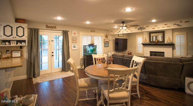 5057 W Avenue L3, Quartz Hill, CA 93536