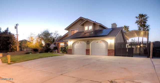 5057 W Avenue L3, Quartz Hill, CA 93536