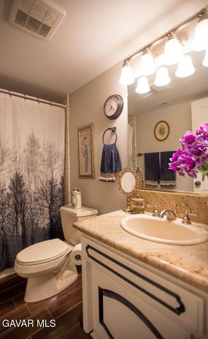 5057 W Avenue L3, Quartz Hill, CA 93536