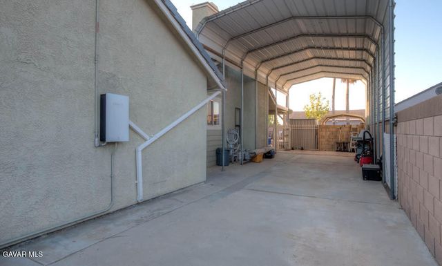 5057 W Avenue L3, Quartz Hill, CA 93536