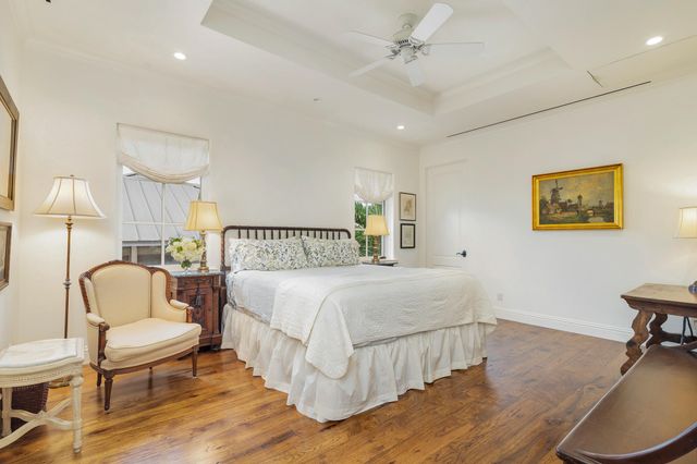 261 Seminole Avenue, Palm Beach, FL 33480