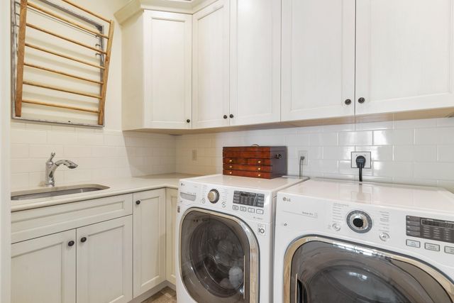 261 Seminole Avenue, Palm Beach, FL 33480