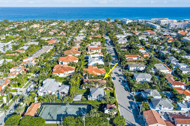 261 Seminole Avenue, Palm Beach, FL 33480