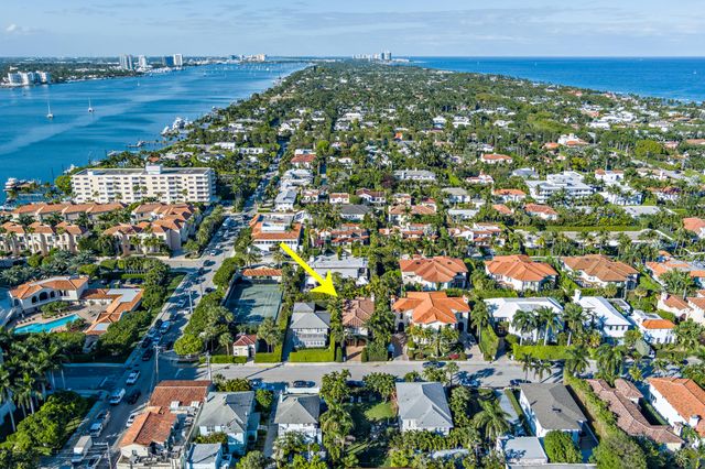 261 Seminole Avenue, Palm Beach, FL 33480
