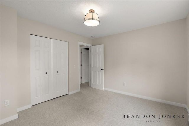 9095 76th Street, Alto, MI 49302
