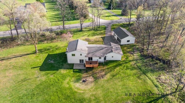 9095 76th Street, Alto, MI 49302