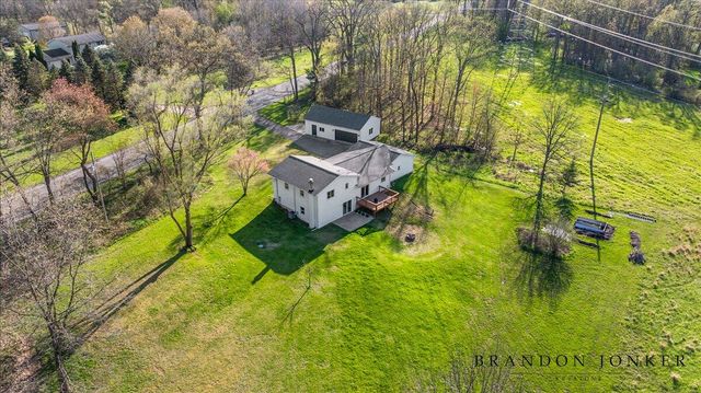 9095 76th Street, Alto, MI 49302
