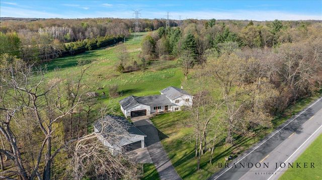 9095 76th Street, Alto, MI 49302