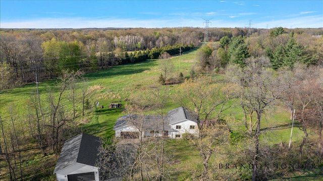 9095 76th Street, Alto, MI 49302