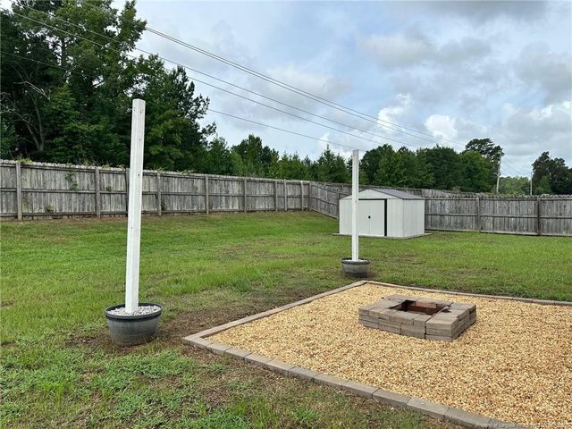 654 Hogart Street, Raeford, NC 28376