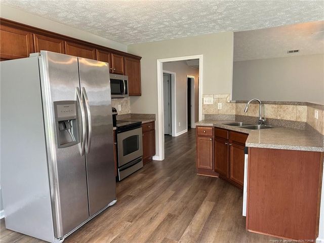 654 Hogart Street, Raeford, NC 28376