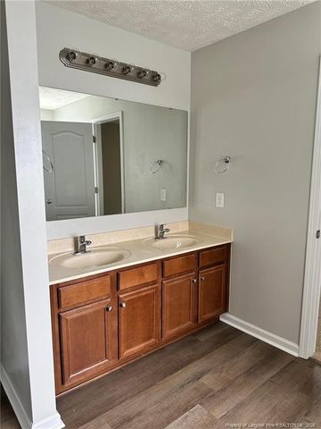 654 Hogart Street, Raeford, NC 28376