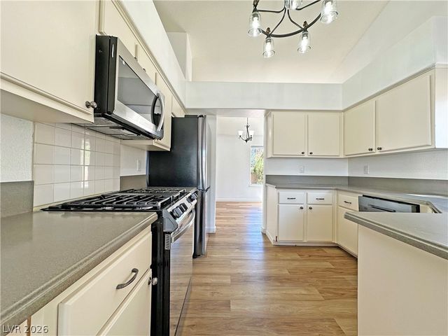 2746 Sandalwood Avenue, Henderson, NV 89074