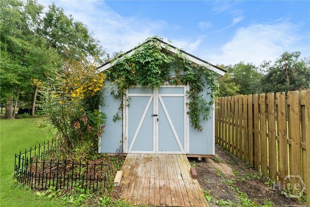 385 Timberland Circle, Richmond Hill, GA 31324