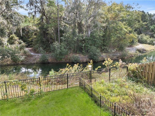 385 Timberland Circle, Richmond Hill, GA 31324