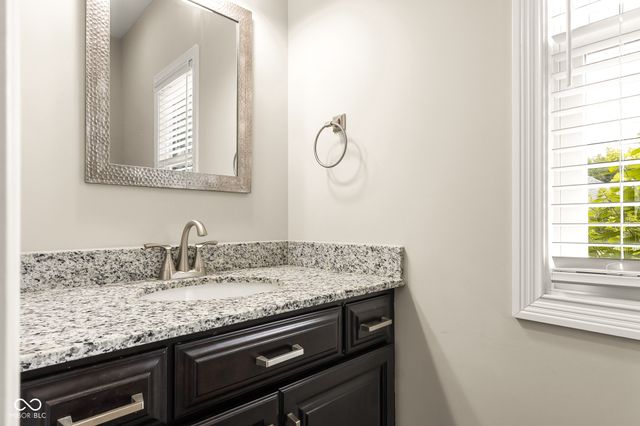 5775 Victory Drive, Columbus, IN 47203