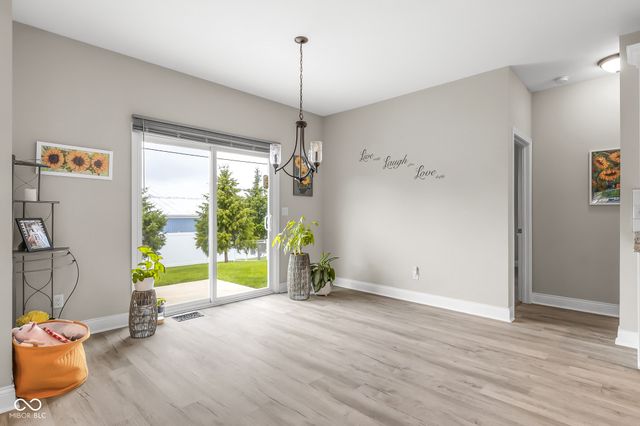 5775 Victory Drive, Columbus, IN 47203