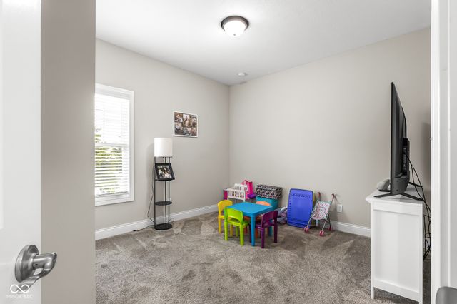 5775 Victory Drive, Columbus, IN 47203