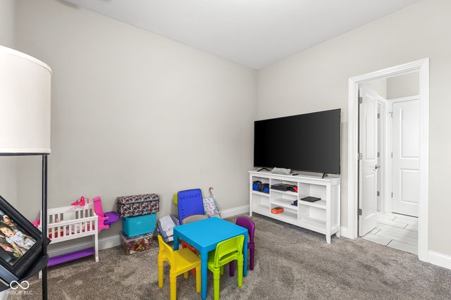 5775 Victory Drive, Columbus, IN 47203