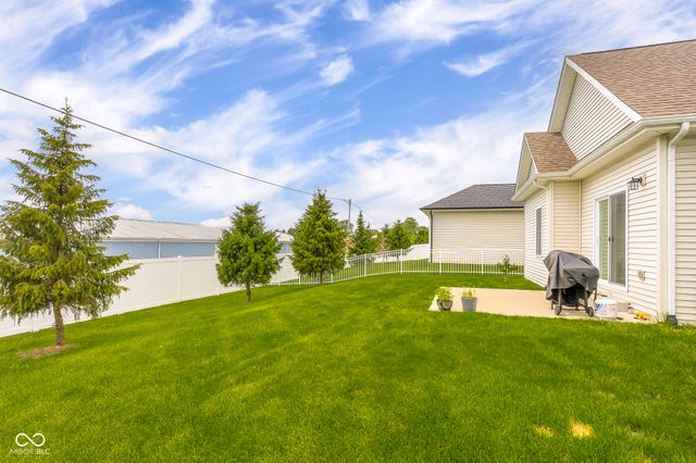 5775 Victory Drive, Columbus, IN 47203