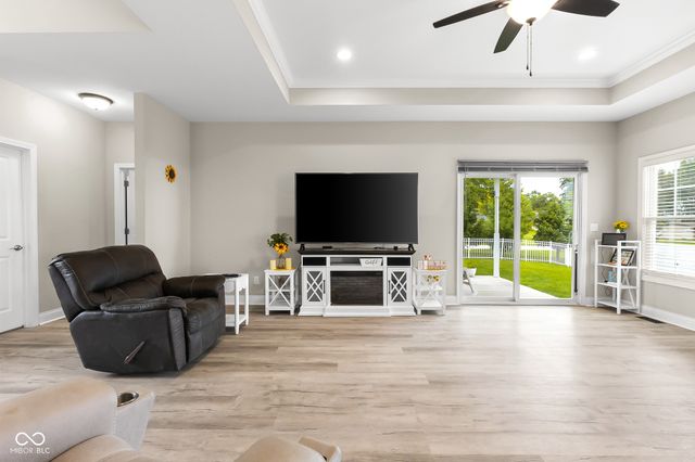5775 Victory Drive, Columbus, IN 47203