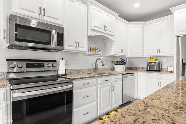 5775 Victory Drive, Columbus, IN 47203